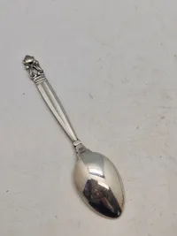 Georg Jensen r - vægt 49,2 gr