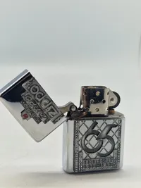 Jubilæums Zippo lighter med æske