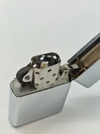 Jubilæums Zippo lighter med æske