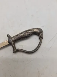 Original dansk miniature sabel - lavet og givet til dem der arbejdede med fremstillingen af sabler
