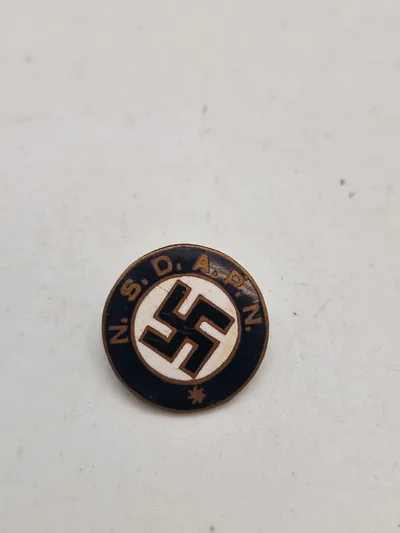 Ekstremt sjælden original NSDAP-N nål (parti Nordslesvig)