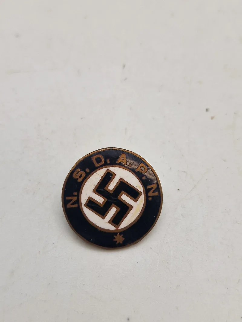 Ekstremt sjælden original NSDAP-N nål (parti Nordslesvig)