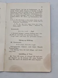 Original folder - Reglement for fodfolket -Rekylgevær kompagniet - 1945