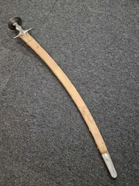 19TH CENTURY INDIAN TULWAR SWORD