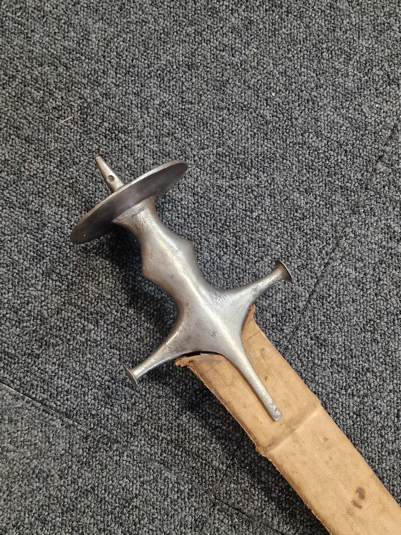 19TH CENTURY INDIAN TULWAR SWORD
