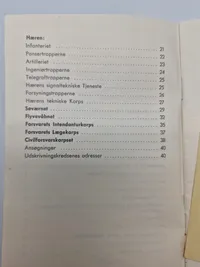 Samling diverse militære papirer mm.