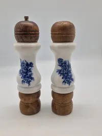 Salt & pepperkværn - træ og porcelæn