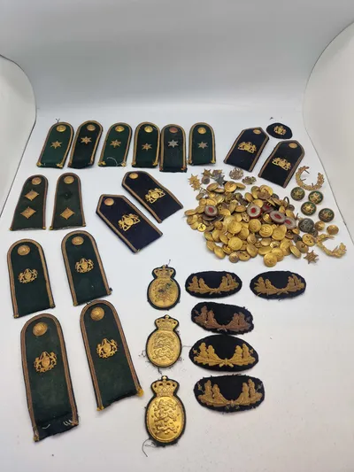 Stort originalt lot danske politi effekter fra før 1944