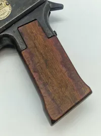 Original Accles & Shelvoke "CASH" Captive Bolt Pistol - bruger løse kaliber 22 patroner som skyder en bolt frem - bliver også kaldt “Cattle killer”