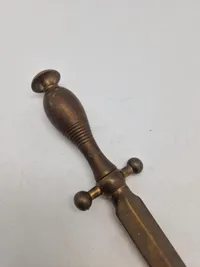 Papirkniv