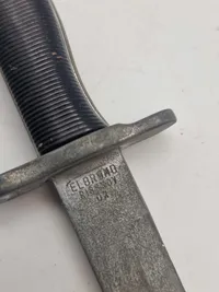 Papirkniv udformet som Garand bajonet