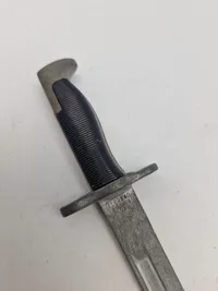 Papirkniv udformet som Garand bajonet