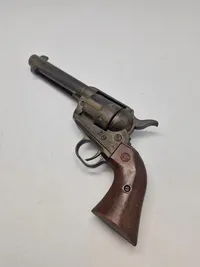 Ældre replica af amerikansk Colt revolver