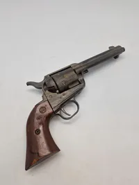 Ældre replica af amerikansk Colt revolver