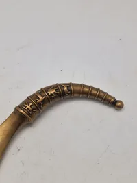 Papirkniv -1930’erne bemærk grebet af formet som det dansk fundene guldhorn