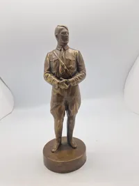 Adolf Hitler figur - Efterkrigs