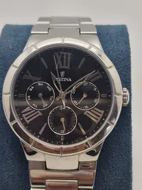 Originalt Festina ur med kasse og ekstra led