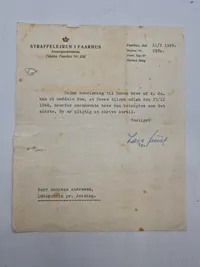 Sjældent originalt løsladelsespas mm fra Faarhuslejren på Andreas Andresen straffet for Forræderi og anden landsskadelig Virksomhed