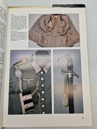 Bog om tyske uniformer