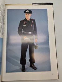 Bog om tyske uniformer