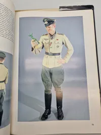 Bog om tyske uniformer