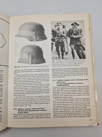 Bog om tyske ordner og uniformer