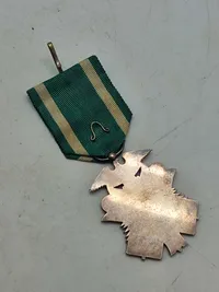 Original WW2 Japanese soldier Order Of Golden Kite 7th Class Medal with Box