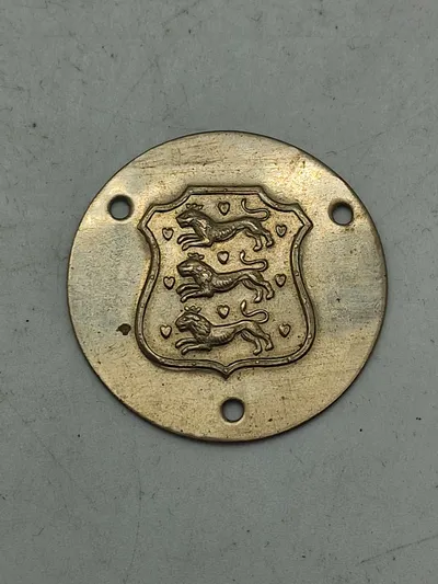 Originalt skjold til frihedskæmper armbind