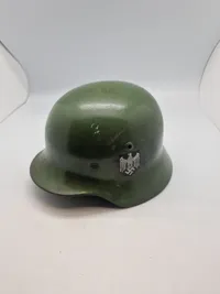 Tysk M35 hjelm, original skal men resten efterkrigs