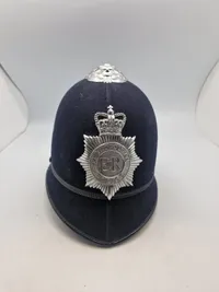 Original Engelsk bobby hjelm fra Metropolitan police ( London )