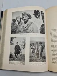 Samling bøger - Våbenhistorisk selskab