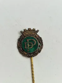Samling diverse pins mm.