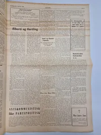 To originale eks af bladet Revision som var kendt for at støtte Frikorps Danmark soldater mm