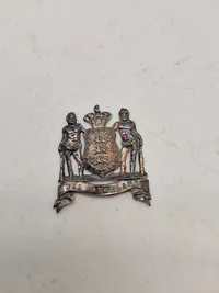 Samling diverse pins mm.