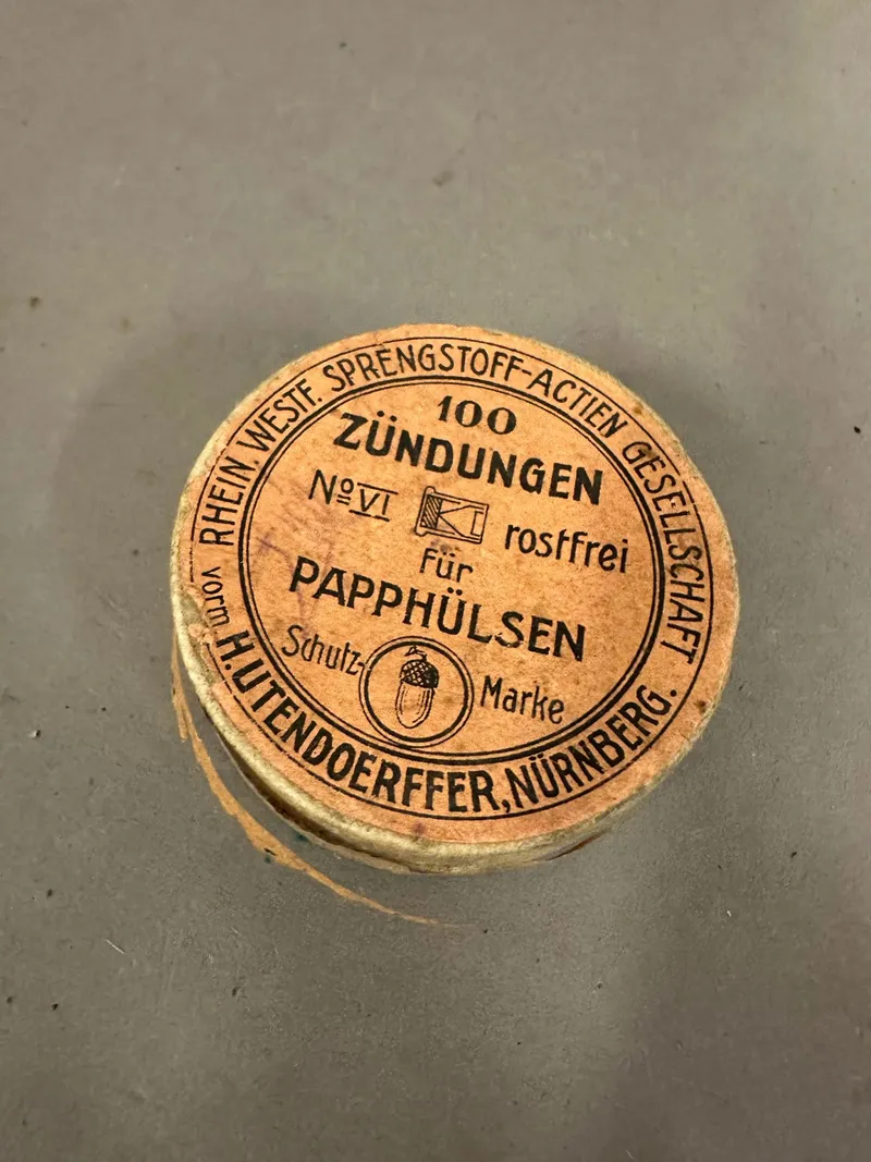 Original æske til fænghætter, jagt