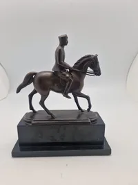 Kong Christian X til hest