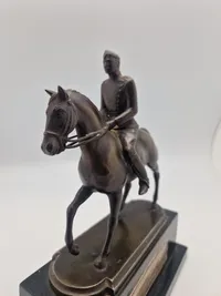 Kong Christian X til hest