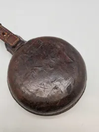 Original feltflaske model 1873 - mundblæst på Holmegaard fodfolk