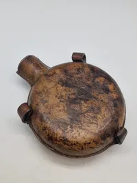 Original feltflaske model 1873 - mundblæst på Holmegaard, rytteri