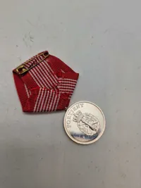 Original HJV fortjenstmedalje af sterlingsølv med æske