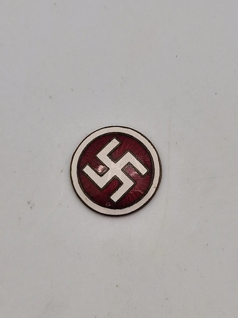 Originalt DNSAP partimærke