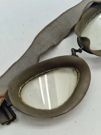 Originale WW2   Wehrmacht Motorcycle Goggles ,Kradmelderbrille 1942 dateret, med box