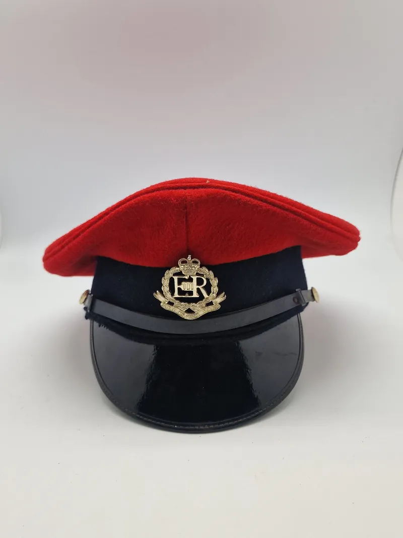 Original kasket - Corps of Royal Military Police