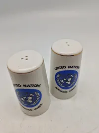 Originale UN salt og pepper