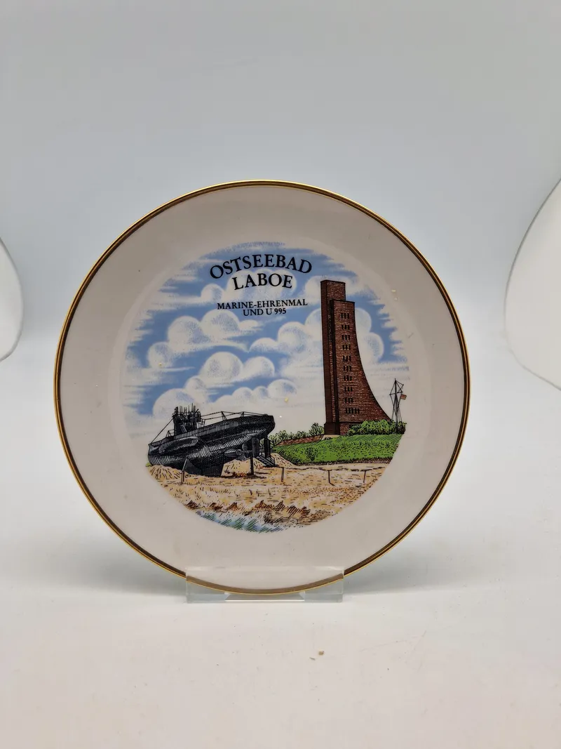Plakette - Ostseebad Laboe Marineehrenmal und U-995