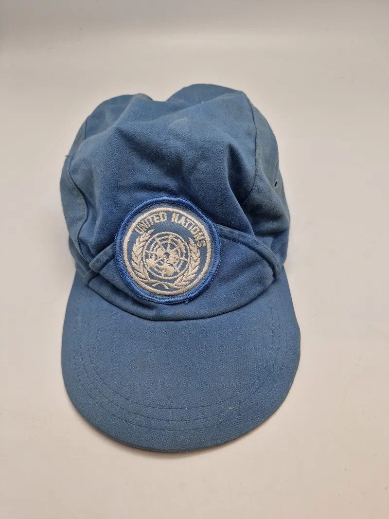 Original UN cap