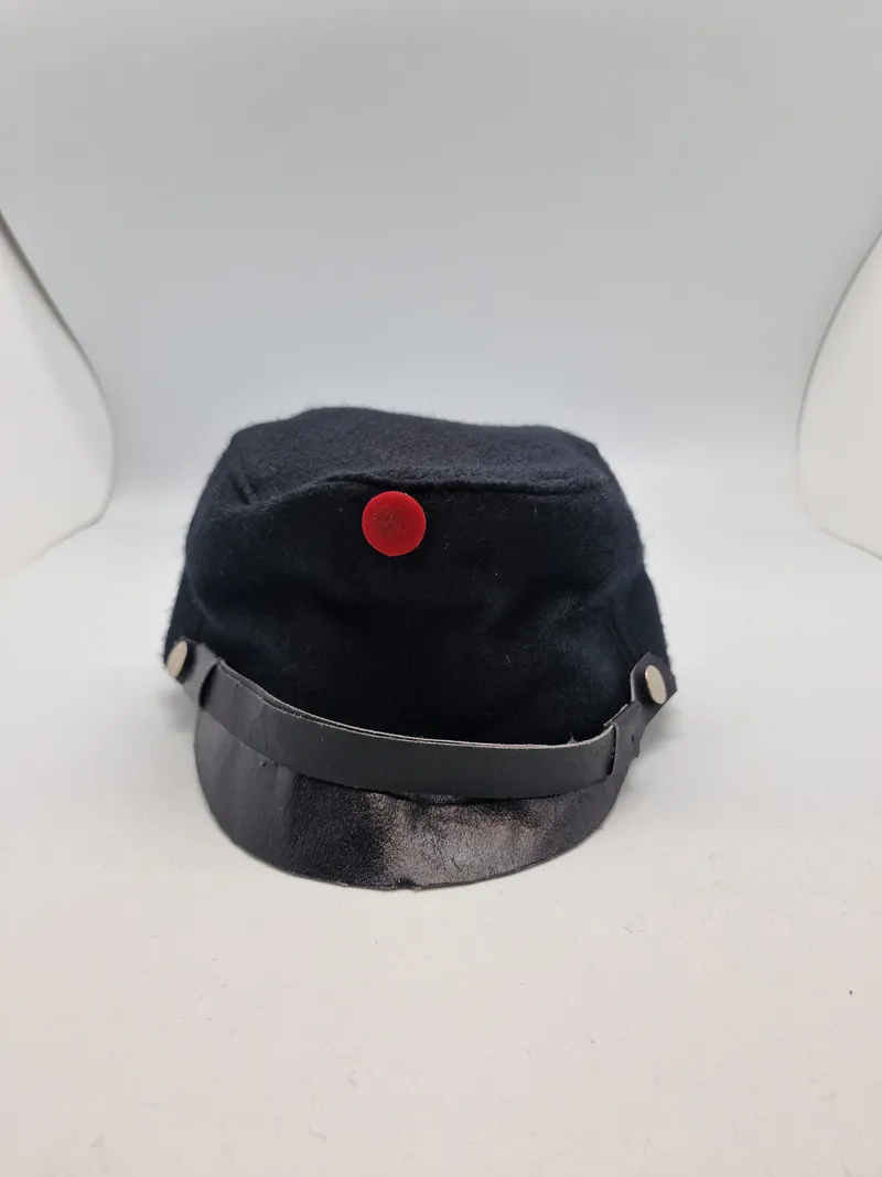Dansk militær kasket som 1864