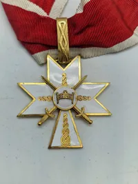 Original GERMAN CROAT WWII CROATIAN KNIGHTS CROSS WITH SWORDS OF THE ORDER OF KING ZVONIMIR 1ST CLASS.