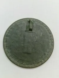 Samling diverse badges og pins Litauen og Letland
