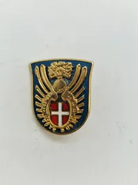 Samling originale effekter fra Civilforsvaret og HJV